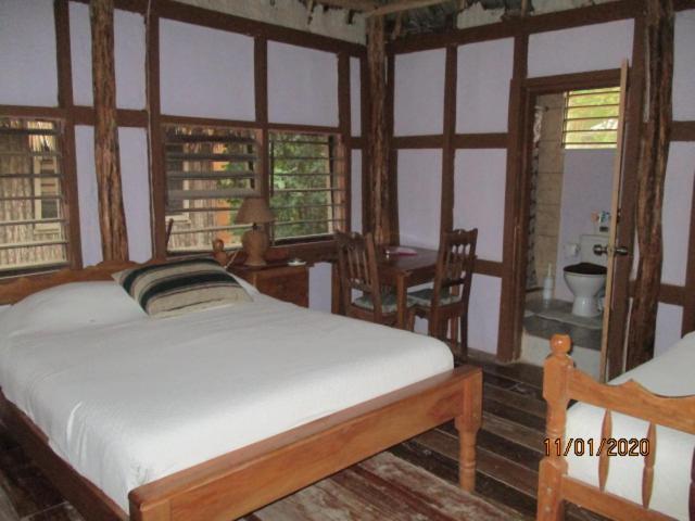 Cerros Beach Inn Corozal Exterior foto